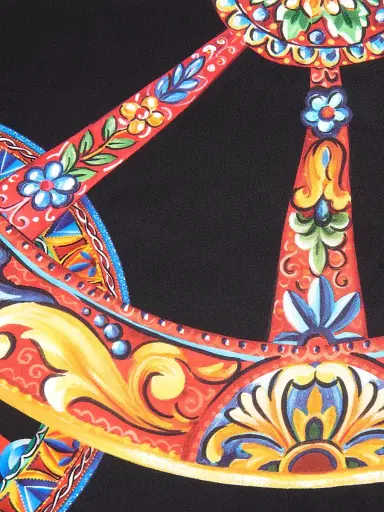 Dolce & Gabbana Women's Printed Silk Foulard | Thumbnail 4 Dolce & Gabbana Women's Printed Silk Foulard | Thumbnail 4