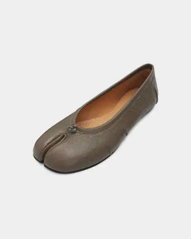 Maison Margiela Tabi Leather Split-Toe Ballerina Flats | Thumbnail 5 Maison Margiela Tabi Leather Split-Toe Ballerina Flats | Thumbnail 5