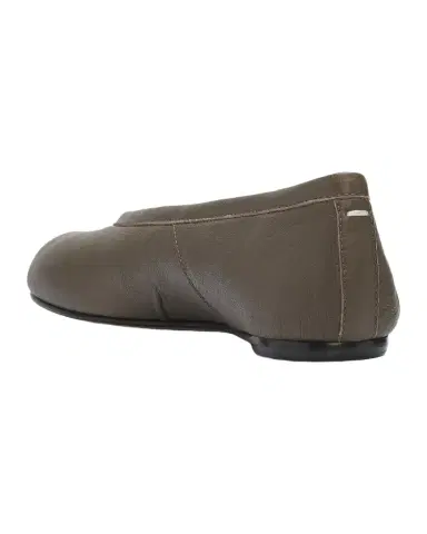 Maison Margiela Tabi Leather Split-Toe Ballerina Flats | Thumbnail 1 Maison Margiela Tabi Leather Split-Toe Ballerina Flats | Thumbnail 1