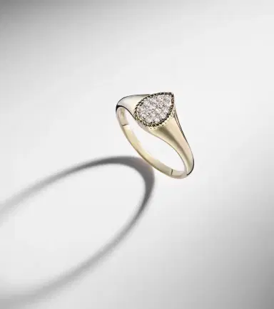 Yvonne Léon Yvonne Léon Chevalière Baby set of 2 9kt gold rings with diamonds | Thumbnail 5 Yvonne Léon Yvonne Léon Chevalière Baby set of 2 9kt gold rings with diamonds | Thumbnail 5