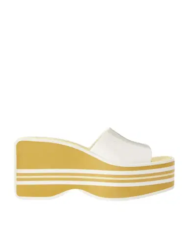 Chloé Swimming Cool Patent-leather Sandals | Thumbnail 1 Chloé Swimming Cool Patent-leather Sandals | Thumbnail 1
