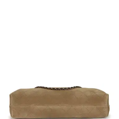 Chanel Chanel Large "Eyes on You" CC Shopping Bag Dark Beige Suede Gold Hardware | Thumbnail 6 Chanel Chanel Large "Eyes on You" CC Shopping Bag Dark Beige Suede Gold Hardware | Thumbnail 6