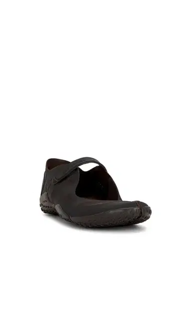 NikeSKIMS Rift Mesh Sneaker | Thumbnail 1 NikeSKIMS Rift Mesh Sneaker | Thumbnail 1