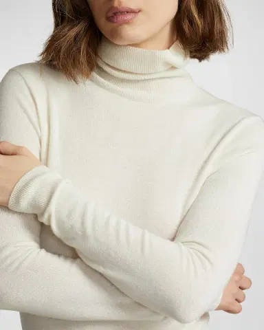 Polo Ralph Lauren Slim-Fit Cashmere Turtleneck | Thumbnail 3 Polo Ralph Lauren Slim-Fit Cashmere Turtleneck | Thumbnail 3