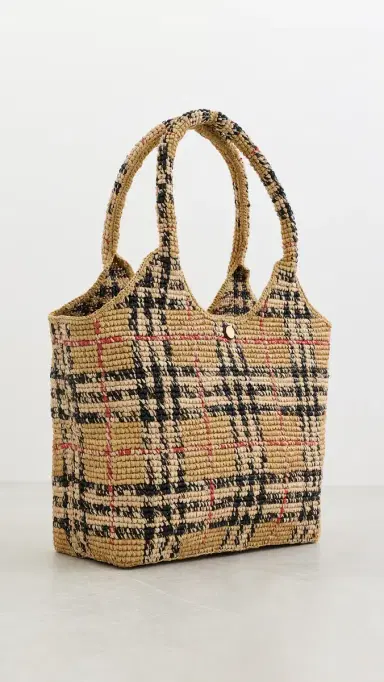 Burberry Margate Medium Raffia Tote Bag Sand One Size | Thumbnail 4 Burberry Margate Medium Raffia Tote Bag Sand One Size | Thumbnail 4