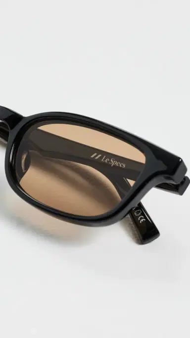 Le Specs Echelon Sunglasses Black One Size | Thumbnail 6 Le Specs Echelon Sunglasses Black One Size | Thumbnail 6