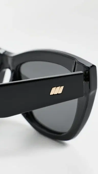 Le Specs Lumen Sunglasses Black One Size | Thumbnail 5 Le Specs Lumen Sunglasses Black One Size | Thumbnail 5