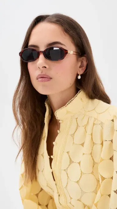 Le Specs Lunita Sunglasses Dark Tort One Size | Thumbnail 3 Le Specs Lunita Sunglasses Dark Tort One Size | Thumbnail 3