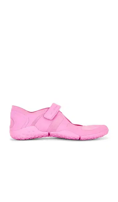 NikeSKIMS Rift Mesh Sneaker | Thumbnail 2 NikeSKIMS Rift Mesh Sneaker | Thumbnail 2
