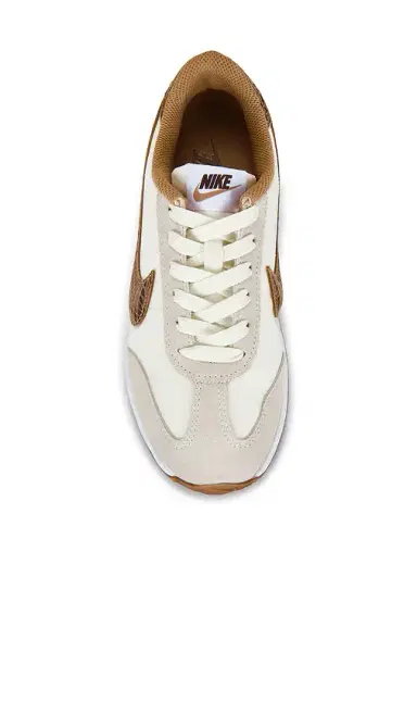 Nike Pacific Premium Sneaker | Thumbnail 4 Nike Pacific Premium Sneaker | Thumbnail 4