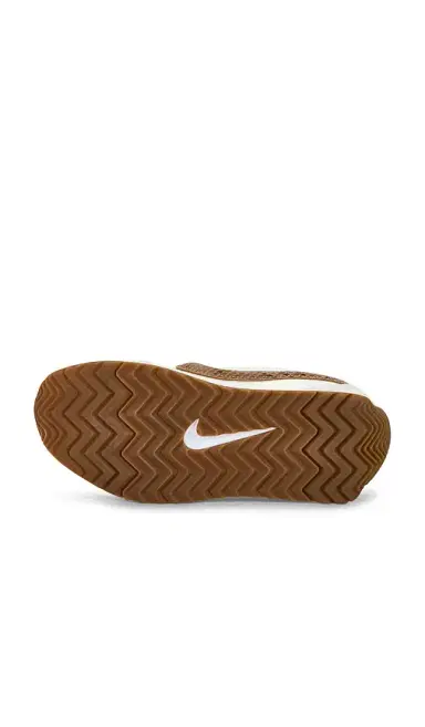 Nike Pacific Premium Sneaker | Thumbnail 6 Nike Pacific Premium Sneaker | Thumbnail 6