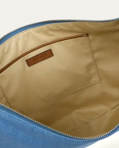 WE-AR4 The Swing Crescent Shoulder Bag | Thumbnail 3 WE-AR4 The Swing Crescent Shoulder Bag | Thumbnail 3