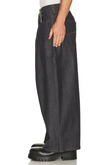 Balenciaga Round Fit Jeans | Thumbnail 2 Balenciaga Round Fit Jeans | Thumbnail 2