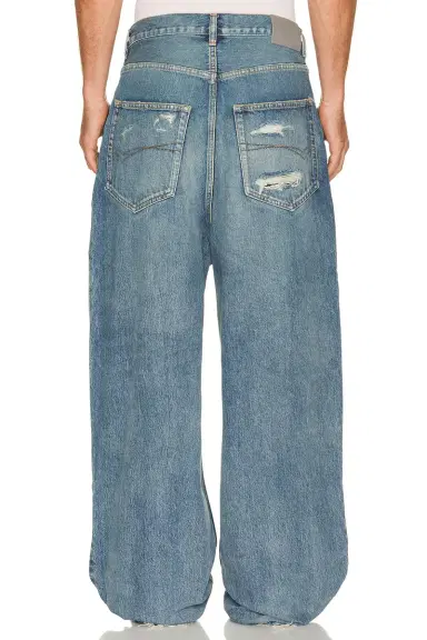 Balenciaga Baggy Fit Jeans | Thumbnail 3 Balenciaga Baggy Fit Jeans | Thumbnail 3