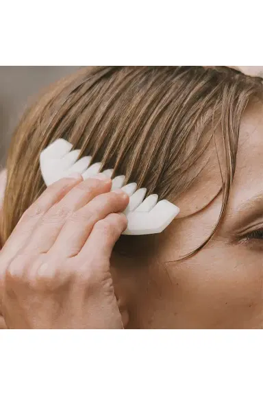 Najeau Gua Sha Scalp Comb | Thumbnail 3 Najeau Gua Sha Scalp Comb | Thumbnail 3