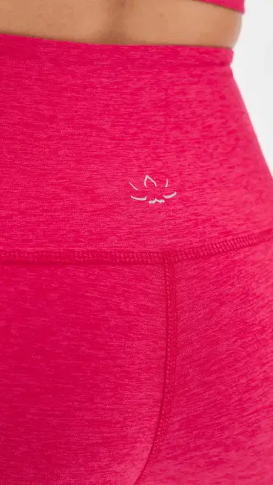 Beyond Yoga Spacedye At Your Leisure Midi 7/8 eggings Berry Red Heather | Thumbnail 6 Beyond Yoga Spacedye At Your Leisure Midi 7/8 eggings Berry Red Heather | Thumbnail 6