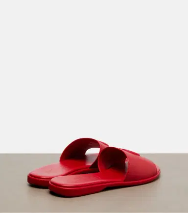 Gucci Double G leather slides | Thumbnail 2 Gucci Double G leather slides | Thumbnail 2