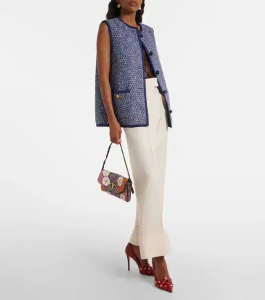 Valentino Garavani DeVain Small floral embellished shoulder bag | Thumbnail 6 Valentino Garavani DeVain Small floral embellished shoulder bag | Thumbnail 6