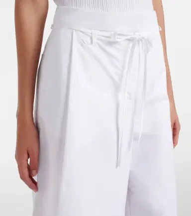 Jacquemus Marin cotton Bermuda shorts | Thumbnail 2 Jacquemus Marin cotton Bermuda shorts | Thumbnail 2