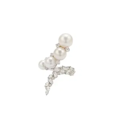 Yeprem Pearlescent 18kt white gold ring with diamonds and freshwater pearls | Thumbnail 1 Yeprem Pearlescent 18kt white gold ring with diamonds and freshwater pearls | Thumbnail 1