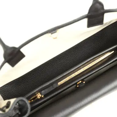 Chanel Chanel Small "Urban Essential" East West Shopping Tote Black Caviar Gold Hardware | Thumbnail 9 Chanel Chanel Small "Urban Essential" East West Shopping Tote Black Caviar Gold Hardware | Thumbnail 9
