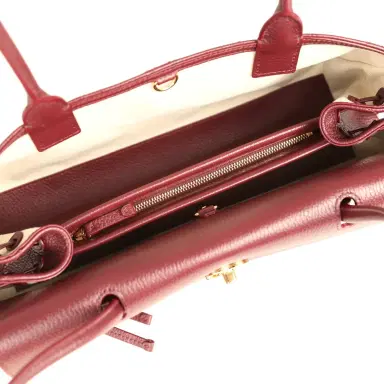 Chanel Chanel Small "Urban Essential" East West Shopping Tote Dark Burgundy Caviar Gold Hardware | Thumbnail 7 Chanel Chanel Small "Urban Essential" East West Shopping Tote Dark Burgundy Caviar Gold Hardware | Thumbnail 7