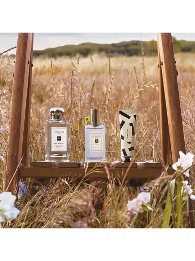 Jo Malone London English Pear & Sweet Pea Hand Cream | Thumbnail 3 Jo Malone London English Pear & Sweet Pea Hand Cream | Thumbnail 3