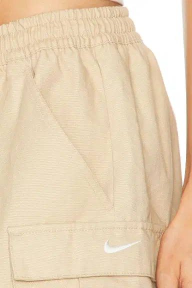 Nike Mid-Rise Loose 5 Cargo Short | Thumbnail 6 Nike Mid-Rise Loose 5 Cargo Short | Thumbnail 6