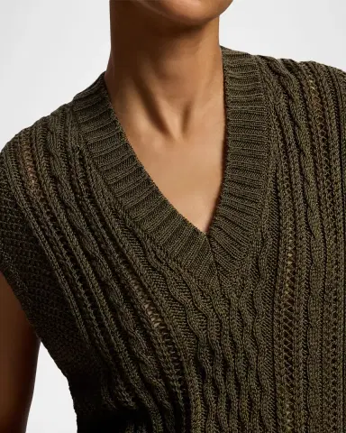 Ralph Lauren Collection Cashmere-Silk Sweater Vest | Thumbnail 4 Ralph Lauren Collection Cashmere-Silk Sweater Vest | Thumbnail 4