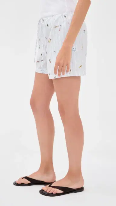 En Saison Nicole Shorts White Blue Multi | Thumbnail 4 En Saison Nicole Shorts White Blue Multi | Thumbnail 4