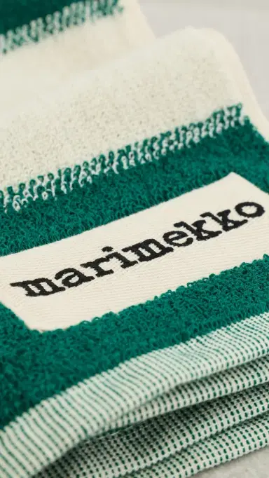 Marimekko Galleria Guest Towel Emerald/Melon One Size | Thumbnail 4 Marimekko Galleria Guest Towel Emerald/Melon One Size | Thumbnail 4