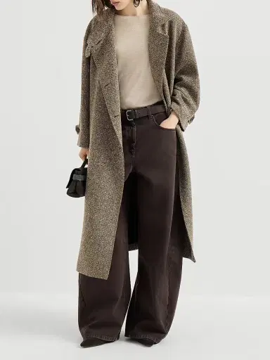 Brunello Cucinelli Women's Sparkling Cashmere and Silk Lightweight Sweater | Thumbnail 6 Brunello Cucinelli Women's Sparkling Cashmere and Silk Lightweight Sweater | Thumbnail 6