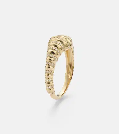 Yvonne Léon Yvonne Léon Chevalière Nano 9kt gold ring with diamonds | Thumbnail 2 Yvonne Léon Yvonne Léon Chevalière Nano 9kt gold ring with diamonds | Thumbnail 2