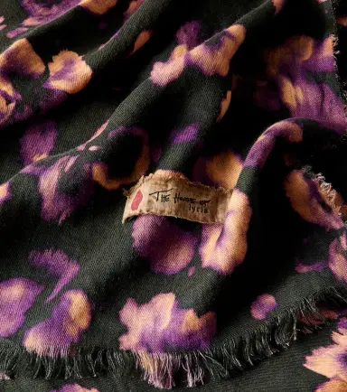 The House of Lyria Firmamento floral linen throw | Thumbnail 2 The House of Lyria Firmamento floral linen throw | Thumbnail 2