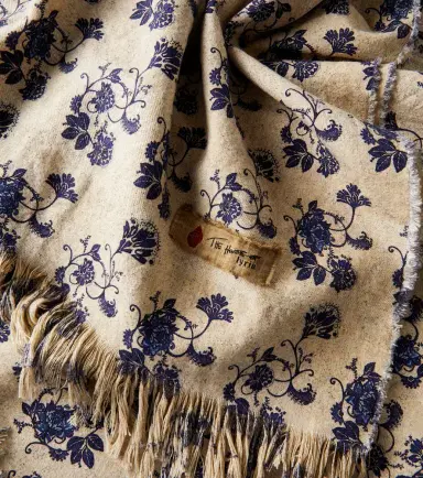 The House of Lyria Sharpei floral cotton and linen throw | Thumbnail 3 The House of Lyria Sharpei floral cotton and linen throw | Thumbnail 3