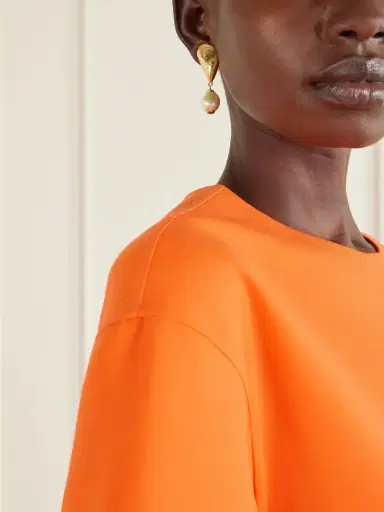Oscar de la Renta Mussel Embellished Earrings | Thumbnail 2 Oscar de la Renta Mussel Embellished Earrings | Thumbnail 2