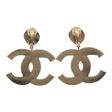 Chanel Chanel Large "Along the Nile" Egypt CC Drop Dangle Clip on Earrings Gold Resin Light | Thumbnail 4 Chanel Chanel Large "Along the Nile" Egypt CC Drop Dangle Clip on Earrings Gold Resin Light | Thumbnail 4