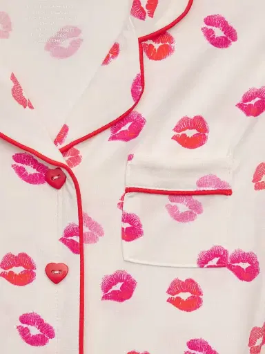 KatieJ NYC Girl's Maia Lip-Print Pajama Set | Thumbnail 3 KatieJ NYC Girl's Maia Lip-Print Pajama Set | Thumbnail 3