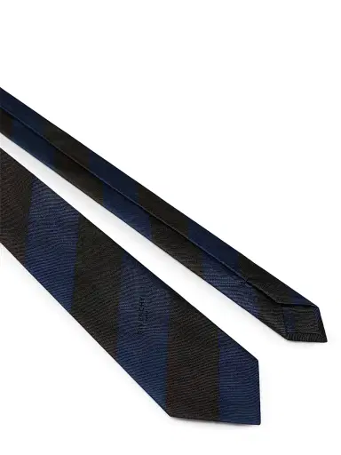 Givenchy Men's Bold Stripes Tie in Silk Gros Grain | Thumbnail 2 Givenchy Men's Bold Stripes Tie in Silk Gros Grain | Thumbnail 2