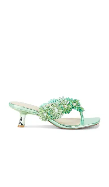 Steve Madden x Betsey Johnson Lesli Sandal | Thumbnail 1 Steve Madden x Betsey Johnson Lesli Sandal | Thumbnail 1