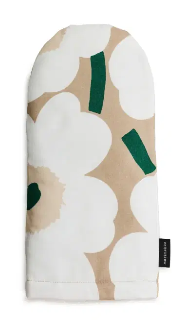 Marimekko Pieni Unikko Oven Mitt Sand/White/Hay/Emerald | Thumbnail 5 Marimekko Pieni Unikko Oven Mitt Sand/White/Hay/Emerald | Thumbnail 5