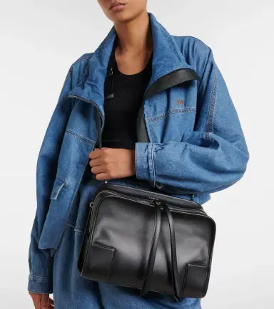 Loewe Amazona 180 Medium leather top-handle bag | Thumbnail 6 Loewe Amazona 180 Medium leather top-handle bag | Thumbnail 6