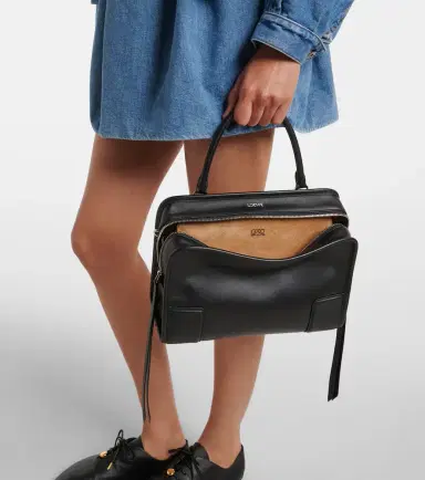 Loewe Amazona 180 Medium leather top-handle bag | Thumbnail 7 Loewe Amazona 180 Medium leather top-handle bag | Thumbnail 7