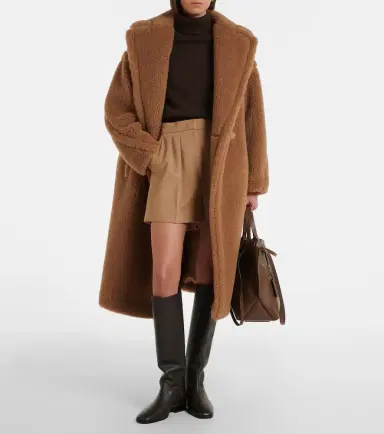 Max Mara Pleated camel hair shorts | Thumbnail 2 Max Mara Pleated camel hair shorts | Thumbnail 2