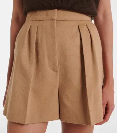 Max Mara Pleated camel hair shorts | Thumbnail 3 Max Mara Pleated camel hair shorts | Thumbnail 3