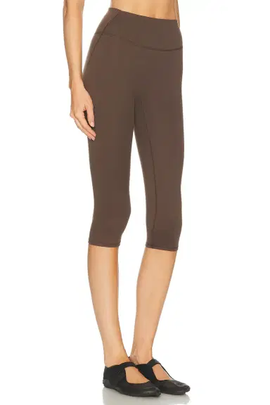 NikeSKIMS Matte 17 Crop Legging | Thumbnail 3 NikeSKIMS Matte 17 Crop Legging | Thumbnail 3
