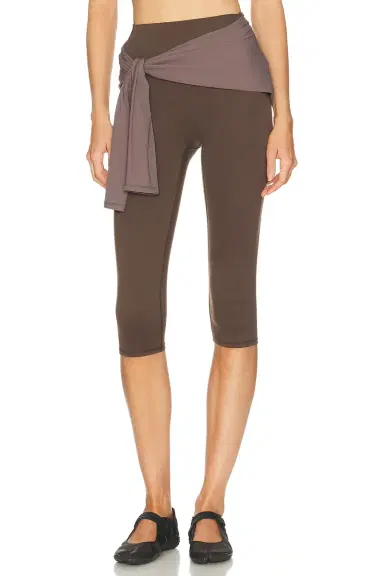 NikeSKIMS Matte 17 Crop Legging | Thumbnail 1 NikeSKIMS Matte 17 Crop Legging | Thumbnail 1