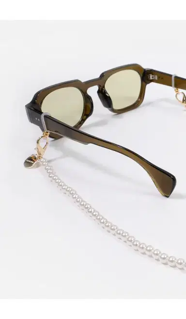 La Coque Francaise Amalya Eyeglass Chain | Thumbnail 2 La Coque Francaise Amalya Eyeglass Chain | Thumbnail 2
