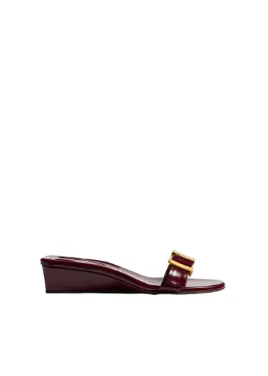 Khaite Manhattan Sandal In Bordeaux Glazed Leather | Thumbnail 1 Khaite Manhattan Sandal In Bordeaux Glazed Leather | Thumbnail 1