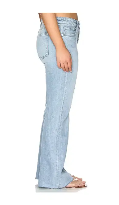 GOOD AMERICAN Vintage Low Rise Relaxed Flare Jeans | Thumbnail 6 GOOD AMERICAN Vintage Low Rise Relaxed Flare Jeans | Thumbnail 6